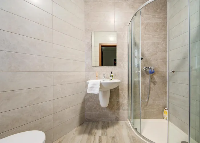 Relax & Unwind In Spacious By Sf Homes *