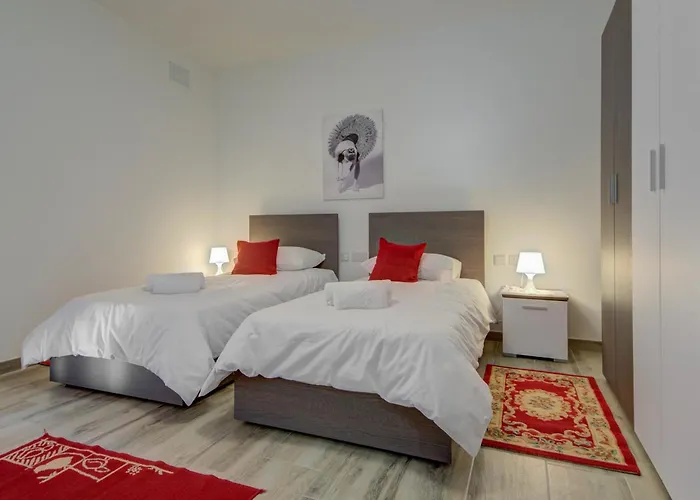 Relax & Unwind In Spacious By Sf Homes