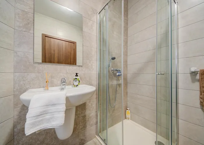 Apartament Relax & Unwind In Spacious By Sf Homes *