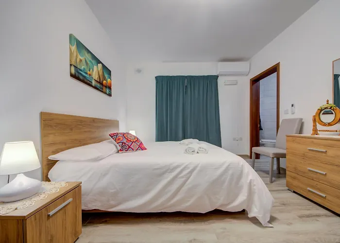 Relax & Unwind In Spacious By Sf Homes