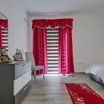 Relax & Unwind In Spacious By Sf Homes Apartament *