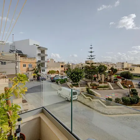 Apartman Relax & Unwind In Spacious By Sf Homes Siġġiewi
