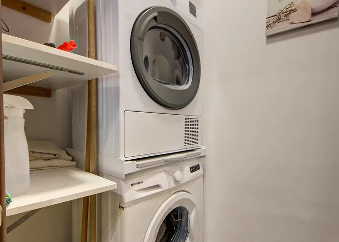 Relax & Unwind In Spacious By Sf Homes